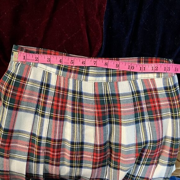 Vintage Plaid Kilt Skirt Womens 26" Wool Red White Tartan Pleated Long Holiday - Picture 3 of 6